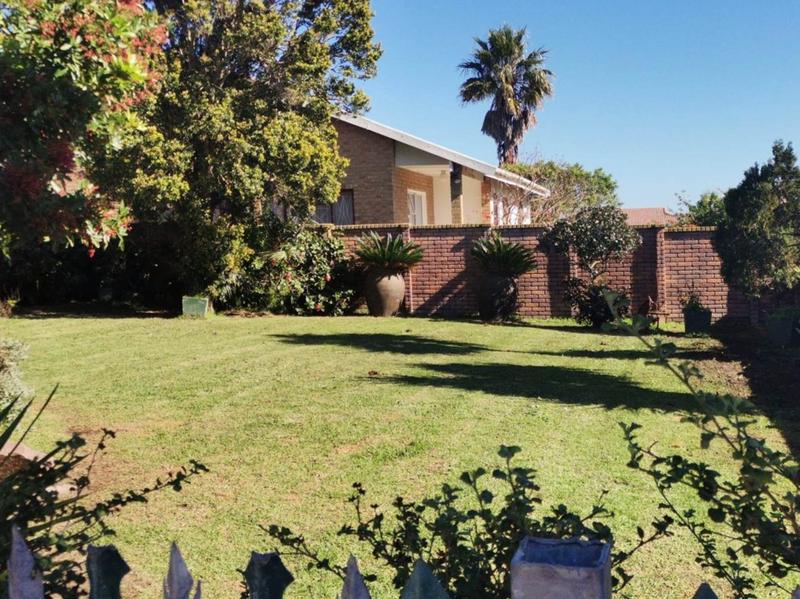 3 Bedroom Property for Sale in Heiderand Western Cape